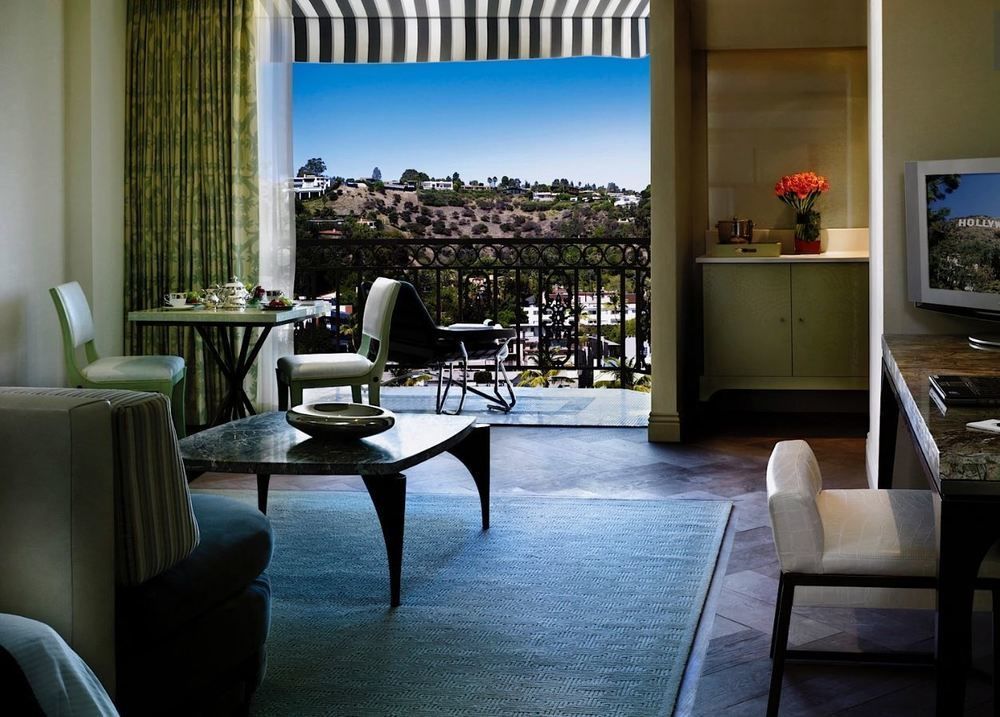 The London West Hollywood At Beverly Hills Exteriér fotografie A room at the Beverly Hills Hotel