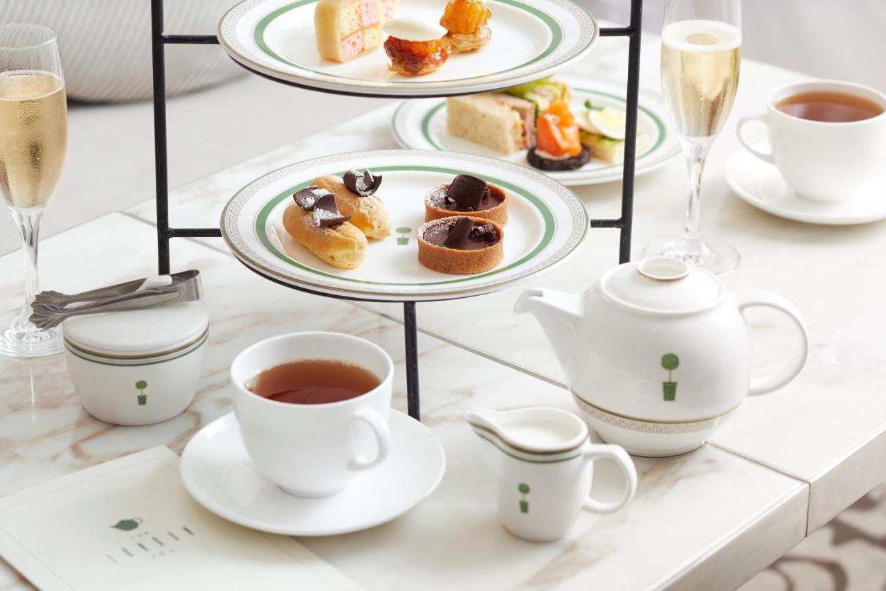 The London West Hollywood At Beverly Hills Exteriér fotografie Afternoon tea at the Ritz