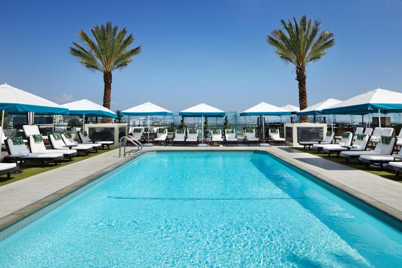 The London West Hollywood At Beverly Hills Exteriér fotografie Rooftop pool at the InterContinental