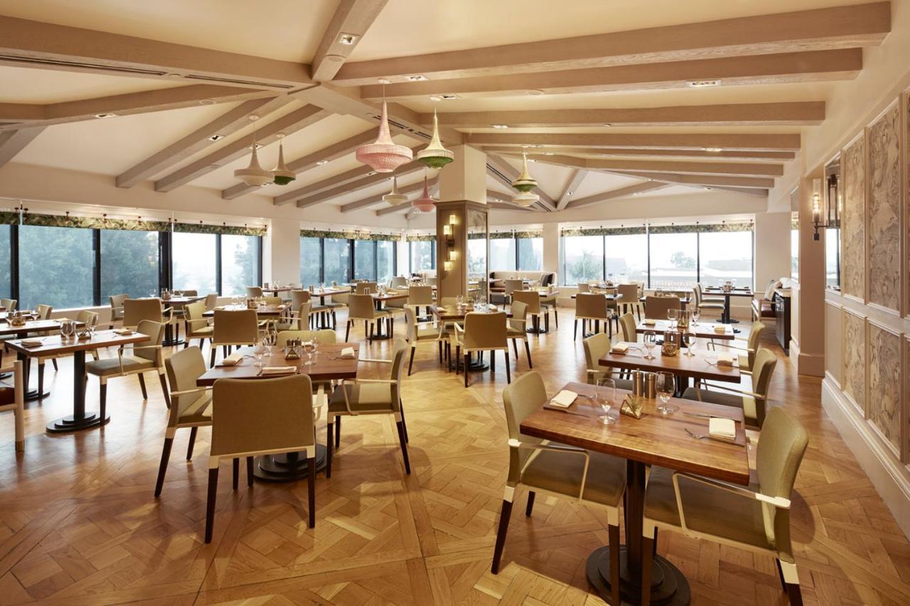 The London West Hollywood At Beverly Hills Exteriér fotografie The restaurant at The Ivy Temple Row