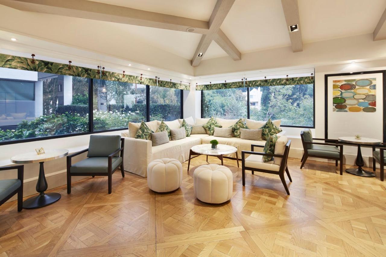 The London West Hollywood At Beverly Hills Exteriér fotografie The Club at Hong Kong International Airport